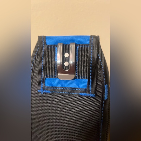 USPS Reflective Scanner Pouch - Picture 3 of 3